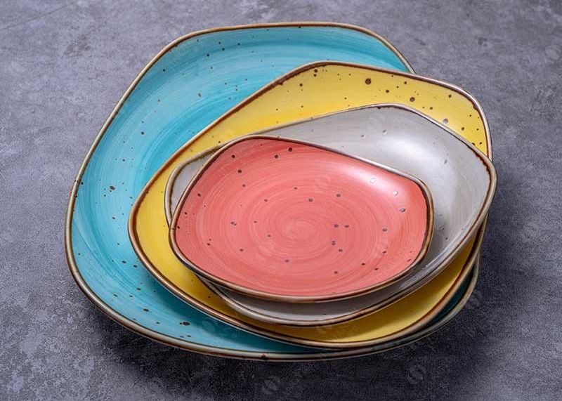 SGS Porcelain Vintage Color Dinnerware Set For Banquet Halls